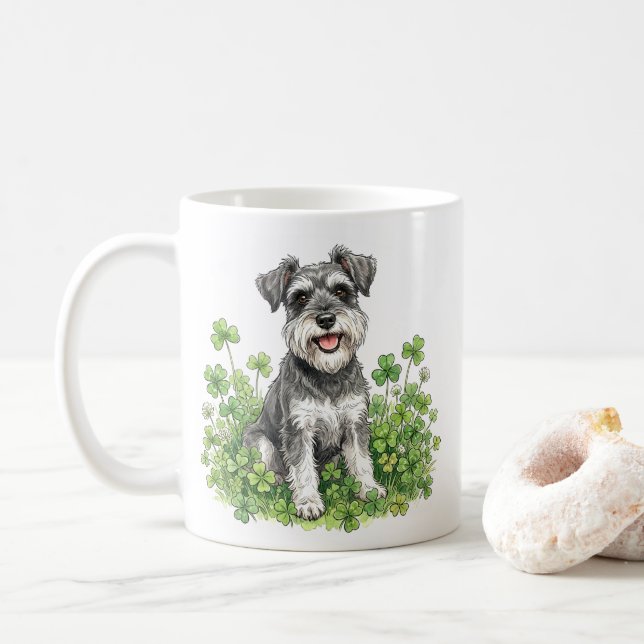 Schnauzer Coffee Mug with Shamrocks Kaffemugg (Med munk)