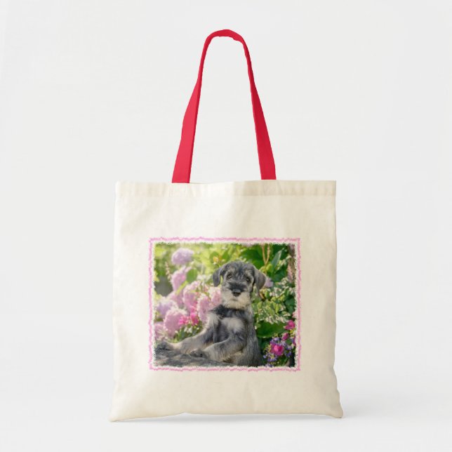 Schnauzer Puppy i Blommar Garden - Tygkasse (Framsidan)