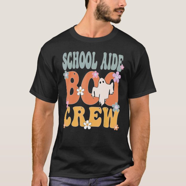 School Aide Boo Crew Ghost Retro Groovy Halloween T Shirt (Framsida)
