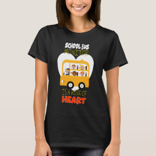 School Buss Monitor är ett hjärtearbete T Shirt