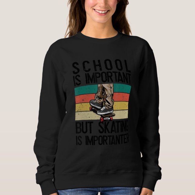 School is important_4 t shirt (Framsida)