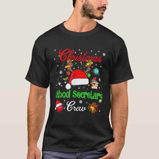 School Secretary Crew Christmas Santa Hat Reindeer T Shirt (Framsida)