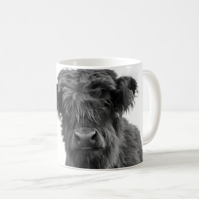 Schottish Highland cow black and white photo mug Kaffemugg (Framsida höger)