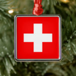 Schweiz Flagga (Schweiz) keramiska prydnadsföremål Julgransprydnad Metall<br><div class="desc">Denna utformning är utmärkande för Schweiz (officiellt Schweiziska edsförbundet) flagga, som är ett inlandsområde land i mitten i Europa. Det är en federal republik som är uppdelad i 26 kantoner. Dess huvudstad är Bern, och dess största stad är Zürich. Land gräns Tyskland norr, Österrike och Liechtenstein till öster, Italien söderut...</div>