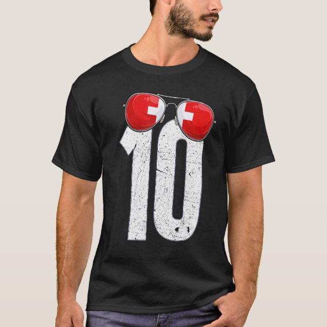 Schweiz fotbollsspelare nummer 10 Schweiz Flagga T Shirt (Framsida)