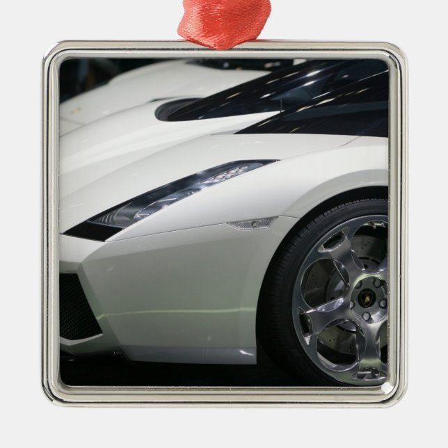 SCHWEIZ, GENEVA: 75:e Årlig GenèveAuto 11 Julgransprydnad Metall (Framsidan)