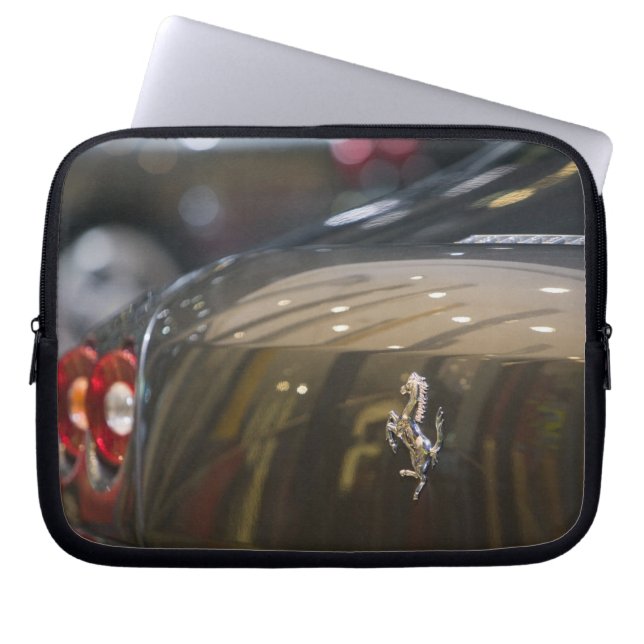 SCHWEIZ, GENEVA: 75:e årliga Genève Auto 3 Laptop Fodral (Framsidan)