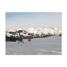 Schweizisk scen med turisthelikoptrar