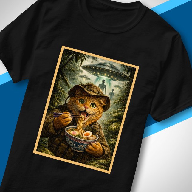 Sci Fi Djungelkatt som äter Ramen Alienmöte Konst T Shirt (Skapare uppladdad)