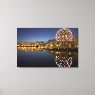Science World och CBD återspeglas i False Creek, Canvastryck