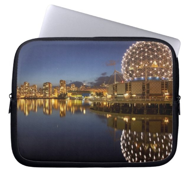 Science World och CBD återspeglas i False Creek, Laptop Fodral (Framsidan)