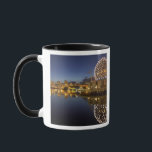 Science World och CBD som återspeglas i False Bäck Mugg<br><div class="desc">COPYRIGHT David Wall / DanitaDelimont.com| KN02 DWA0002.jpg| Science World och CBD reflekterat i False Bäck,  Vancouver,  British Columbia,  Kanada</div>