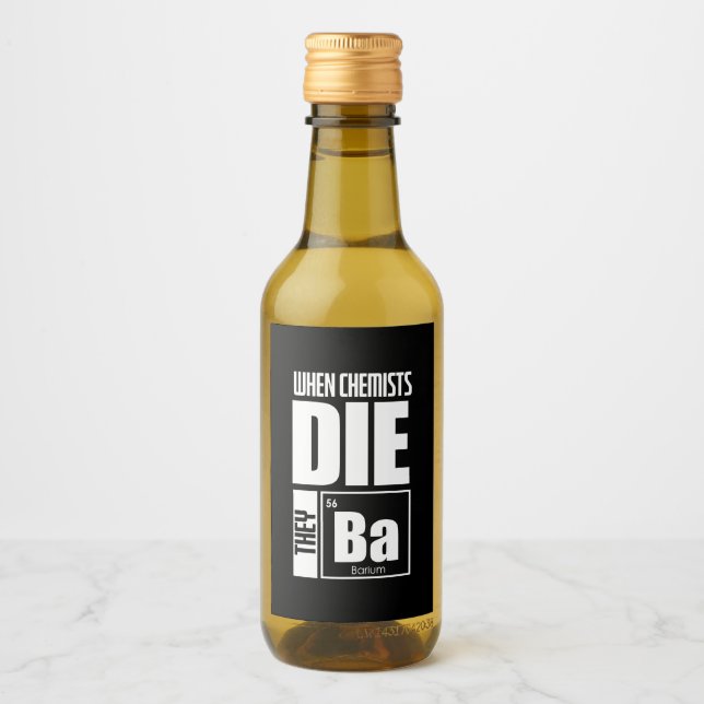 Scientist Gift | Lovely Chemistry Vinetikett (Framsida)