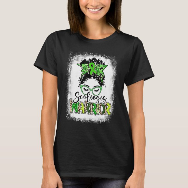 Scoliosis Warrior Awareness Messy Bun Grönt Ribbon T Shirt (Framsida)