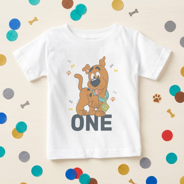 Scooby-Doo 1-årsdag T Shirt (Shirt on simulated background)