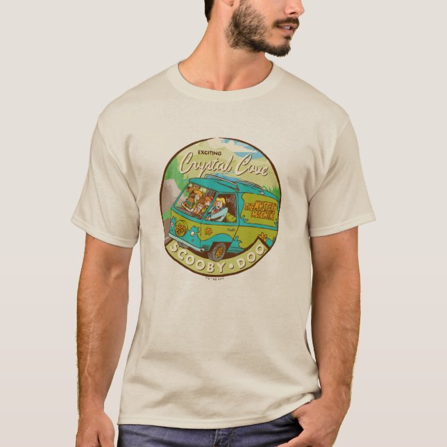 Scooby-Doo | Gang Drives through Crystal Cove T Shirt (Framsida)