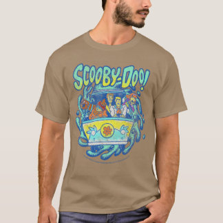 ScoobyDoo Mystery Machine Portal Group Shot Small  T Shirt