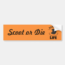 Scoot eller dö den roliga bildekalet för varade