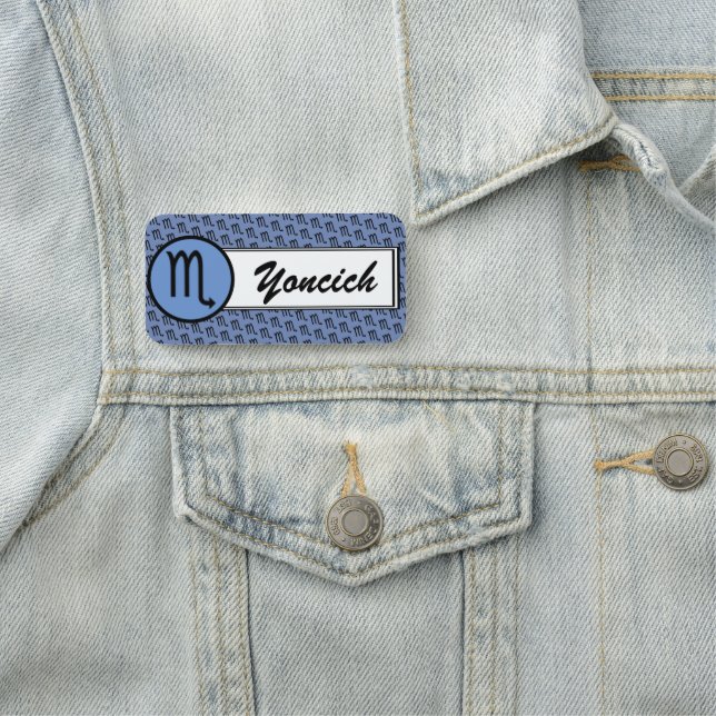 Scorpio Zodiac Symbol Standard av Kenneth Yoncich Namnbricka (På plats)