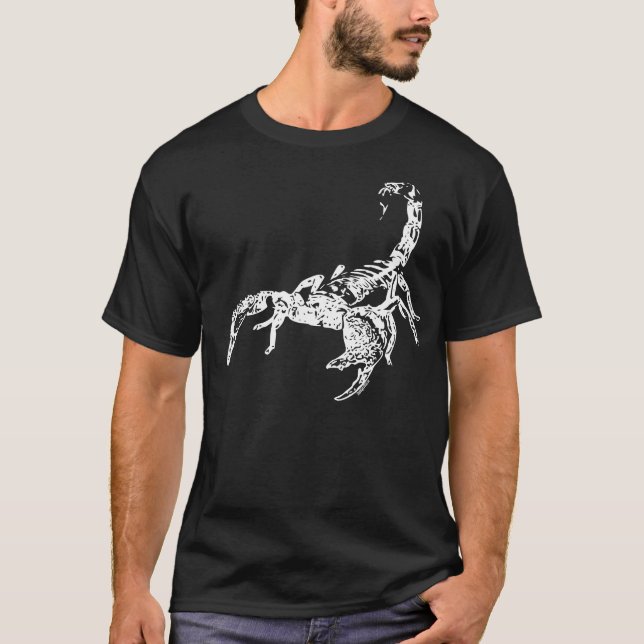 Scorpionmörk T Shirt (Framsida)