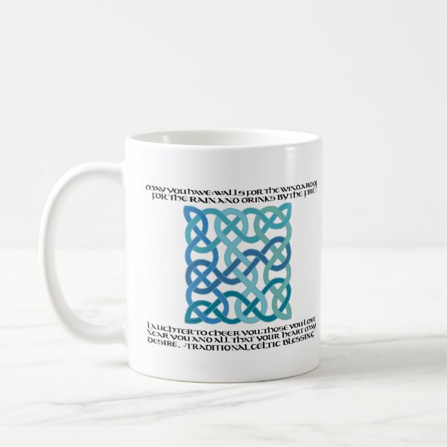Scottish Bluting Calligraphy med Celtic Knot Kaffemugg (Vänster)