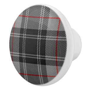 Scottish Grandeur Klan Moffat Tartan Play Knopp