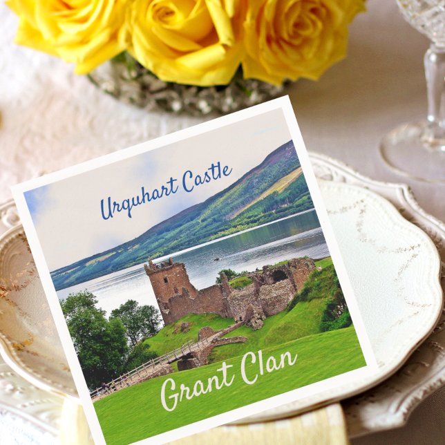 Scottish Grant Klan-Urquhart Castle Napkins Pappersservett (Skapare uppladdad)