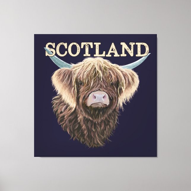 Scottish Highland Cow with Scotland Slogan Canvastryck (Framsida)