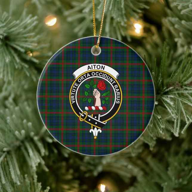 Scottish Klan Aiton Tartan och Vapensköld Julgransprydnad Keramik (Träd)