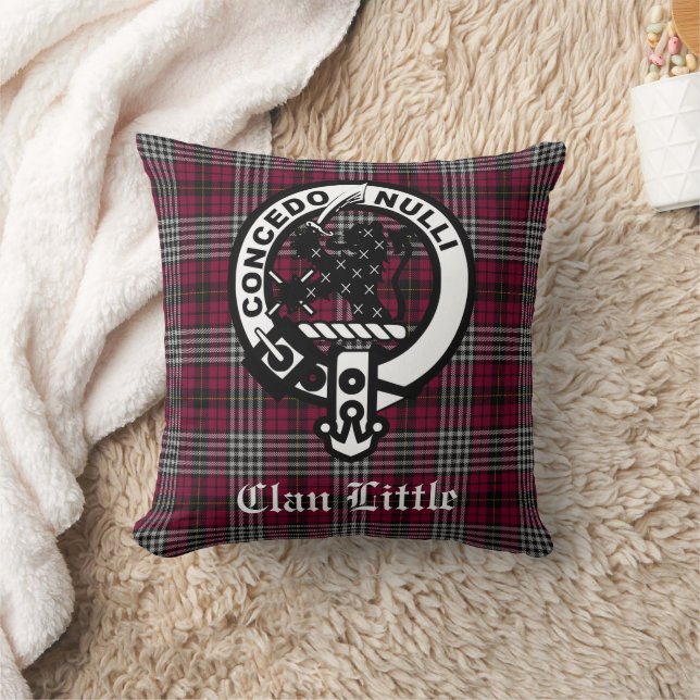 Scottish Klan Little Vapensköld Badge och Tartan A Kudde (Filt)