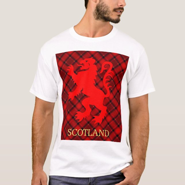 Scottish Red Lejonare Rampant på Tartan T Shirt (Framsida)