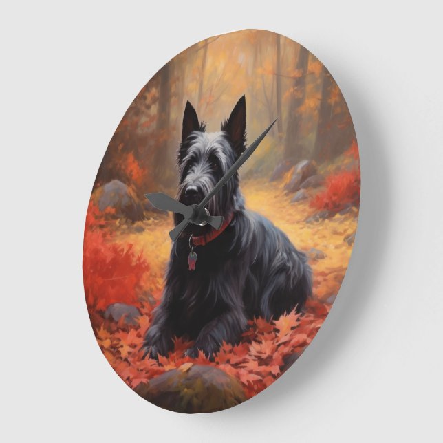 Scottish Terrier i höstlöv Fall Inspire Stor Klocka (Vinkel)