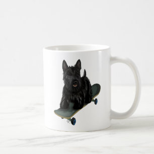 Scottish Terrier och Skateboard Kaffemugg
