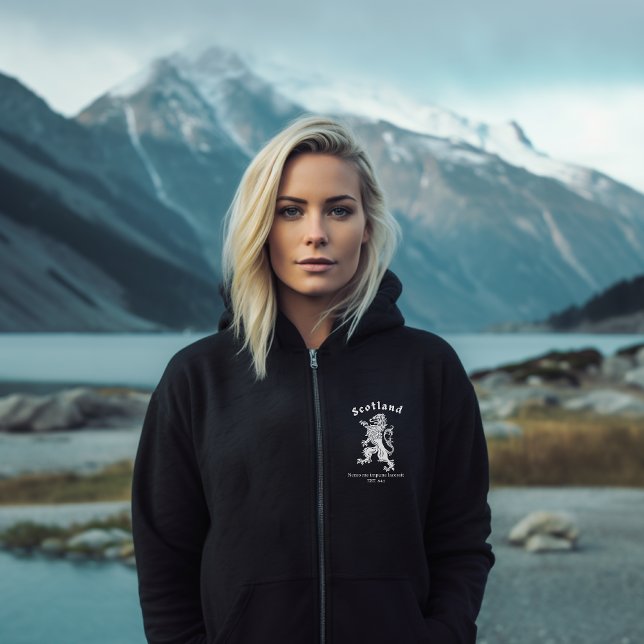 Scottish Zip Hoodie, Rampant Lejon, Scottish Gifts T Shirt (Skapare uppladdad)