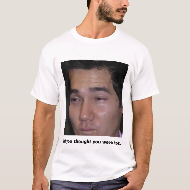Scotty tittar så SEXIGA O! Tee Shirt (Framsida)