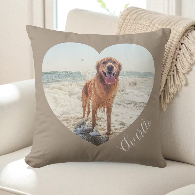 Script Taupe Husdjur Hjärtformad Foto Personlig Hu Kudde (Script Taupe Pet Heart Photo Personalized Dog Throw Pillow)