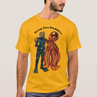 SCUBA-dykande dykare poserar med en jättebläckfisk T Shirt