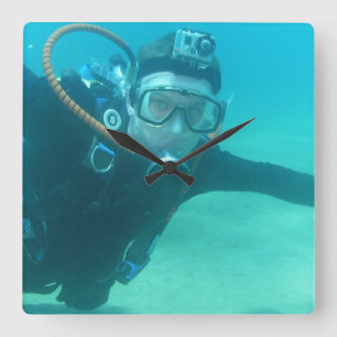 Scuba Fyrkantig Klocka