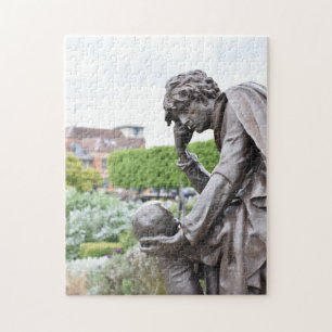 Sculpture Garden Stratford-At-Avon England UK Pussel
