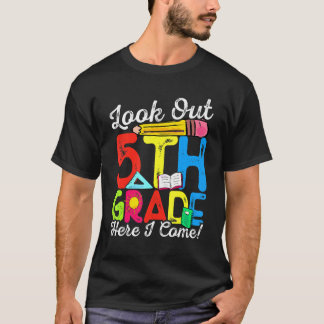Se 5:e Back to school-cute-grafiken i Klass T Shirt