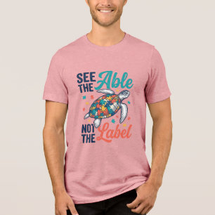 Se den medvetna sköldpaddspussel-skjortdesignen_ t shirt