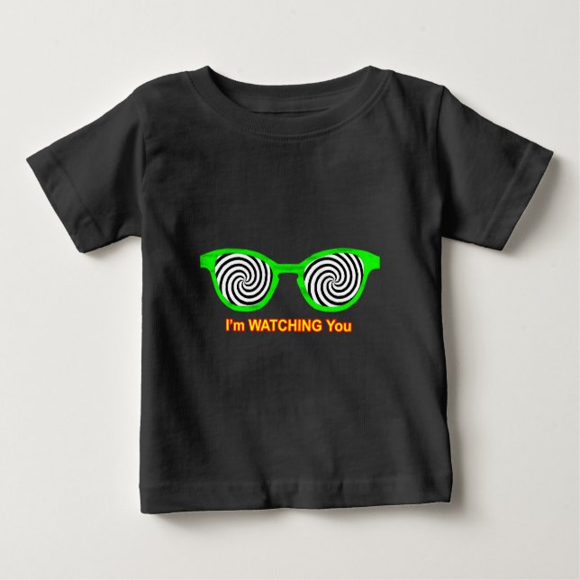 Se Grönten Hypnotize Sunglasses vid MUSEUM Tee (Framsida)