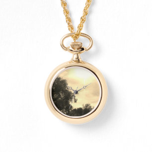 Se NECKLACE KVINNORS COOLA ECO STIL Armbandsur