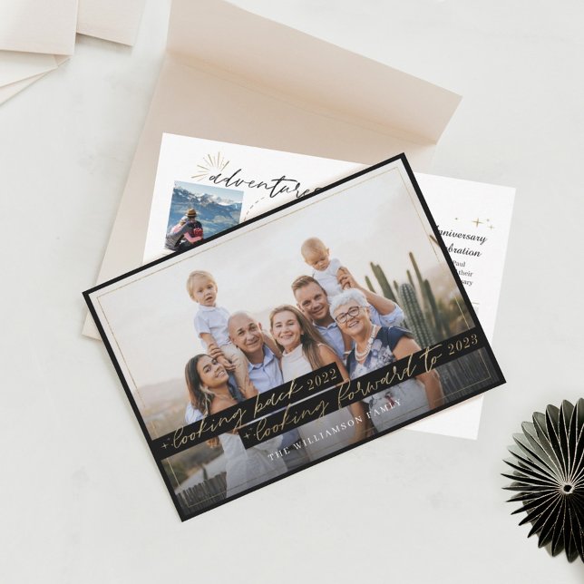 Se tillbaka 2021 Tittar Framåt till 2022 års övers Julkort (Skapare uppladdad)