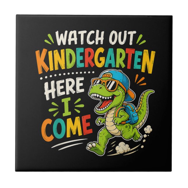 Se upp för förskolan jag kommer Dino Kakelplatta (Framsidan)
