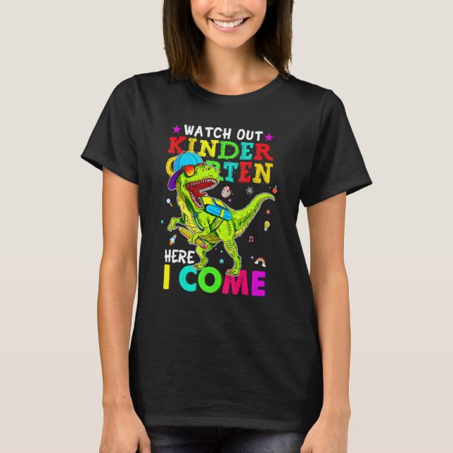 Se upp Kindergarten här i Kom Dinosaurs bak T Shirt (Framsida)