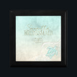Sea Foam Beach Wedturtle Valfri medlem ID837 Minnesask<br><div class="desc">En vattenfärg struktur i de mjuka sjö- och sandnydlarna är bakgrunden till havs-inslag, såsom svält och snäckor som har förbättrats med havsskum för att skapa biet i denna bröllop-svit. I presentrutan i bröllop som visas här finns allt det som anges ovan plus en mall som gör att du enkelt kan...</div>