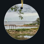 Sea iew Beach Madison, Connecticut Ornament<br><div class="desc">Segelbåt i Long Island Ljud,  Madison,  Connecticut. Seaview Beach. Sommar</div>