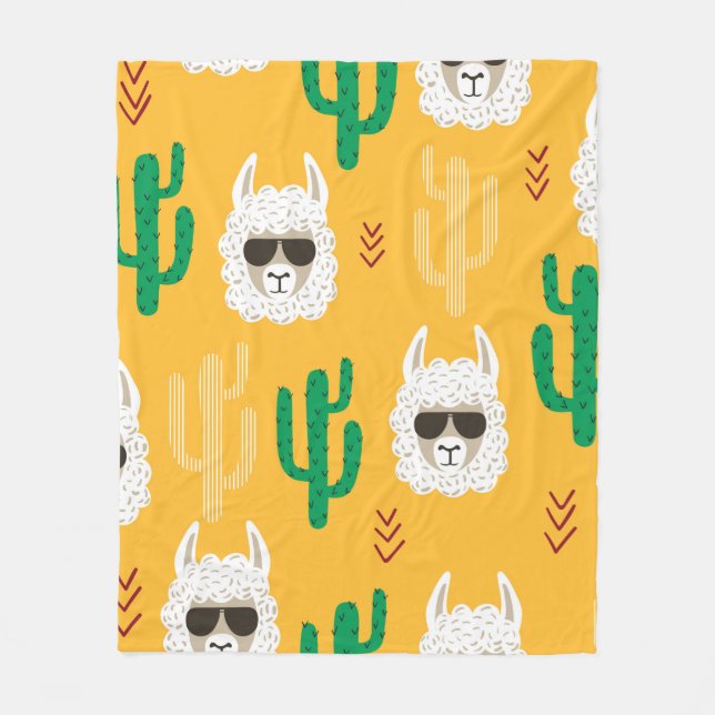 Seamless cartoon llama and cactus pattern in brigh fleecefilt (Framsidan)