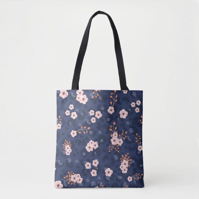 Seamless pattern with leopard skin and pink small  tygkasse (Framsida)